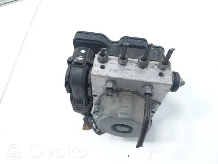 Renault Clio IV ABS-pumppu 476608644