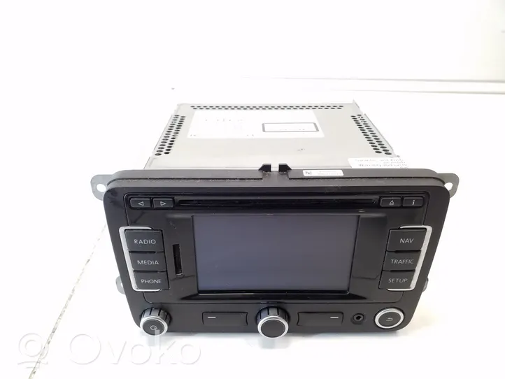 Volkswagen PASSAT B7 Radio/CD/DVD/GPS-pääyksikkö 3C0035279