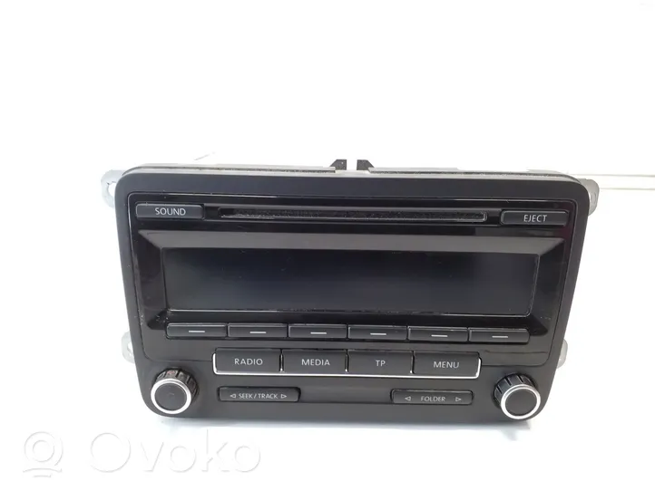 Volkswagen PASSAT B6 Panel / Radioodtwarzacz CD/DVD/GPS 5M0035186J