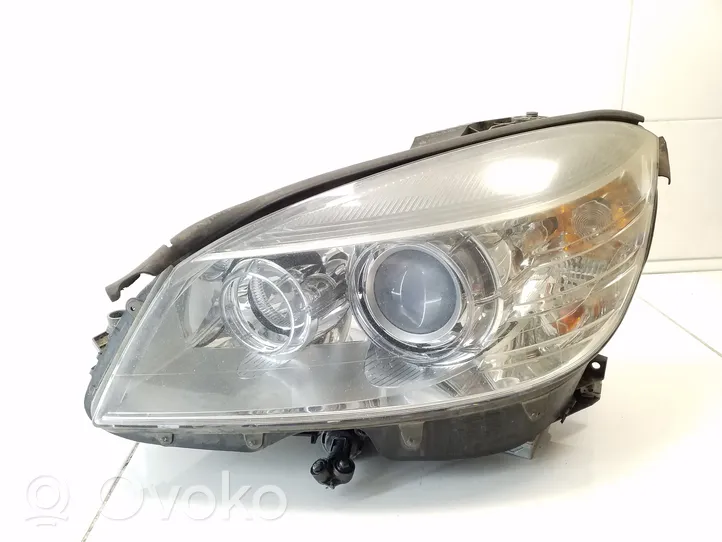 Mercedes-Benz C W204 Lampa przednia A2048202961