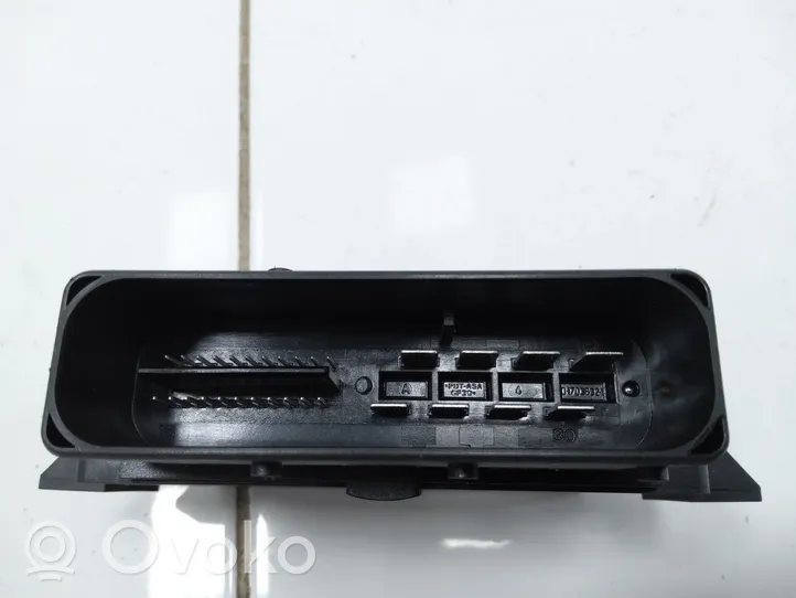 Volvo S60 Hand brake control module 6G912598CE