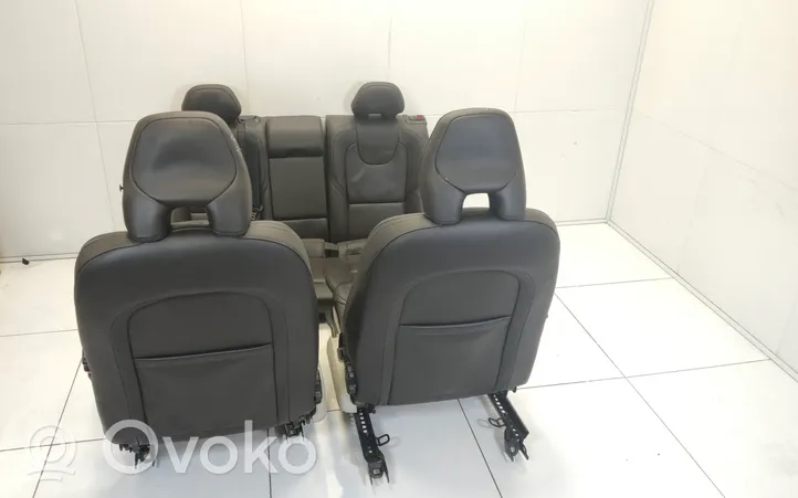 Volvo V40 Cross country Seat set 31379422