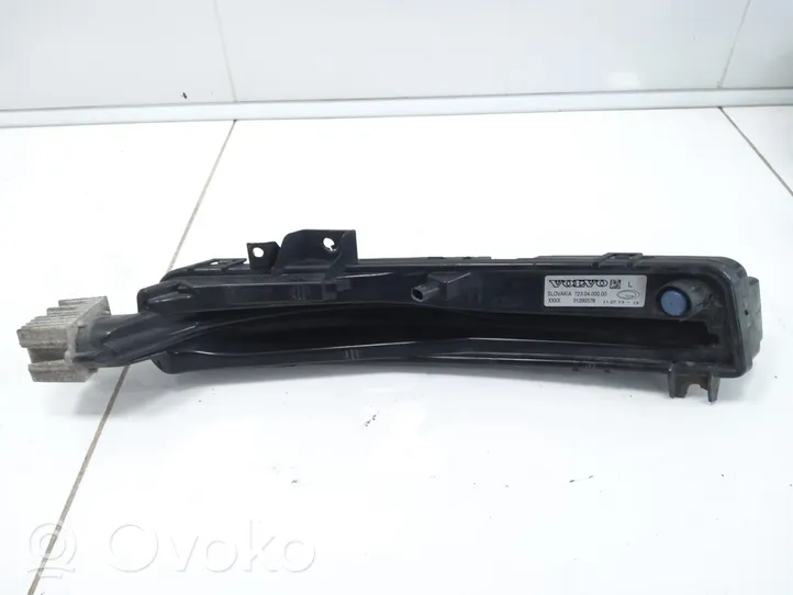 Volvo V40 Cross country Lampa LED do jazdy dziennej 7230400000