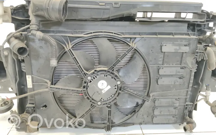 Volkswagen Golf VII Pannello di supporto del radiatore ZSB5Q0121203BK
