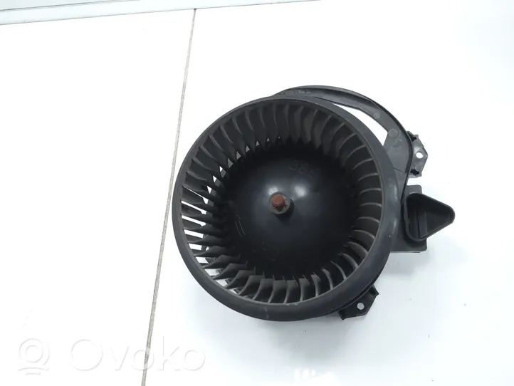 Mercedes-Benz B W246 W242 Ventola riscaldamento/ventilatore abitacolo A2469061601