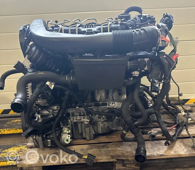 Volvo XC60 Silnik / Komplet 