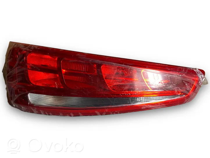 Audi Q3 8U Takavalot 8U0945093