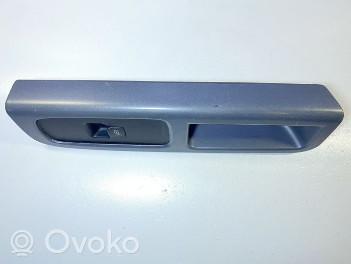 Volvo V50 Elektrinių langų jungtukas 8679473