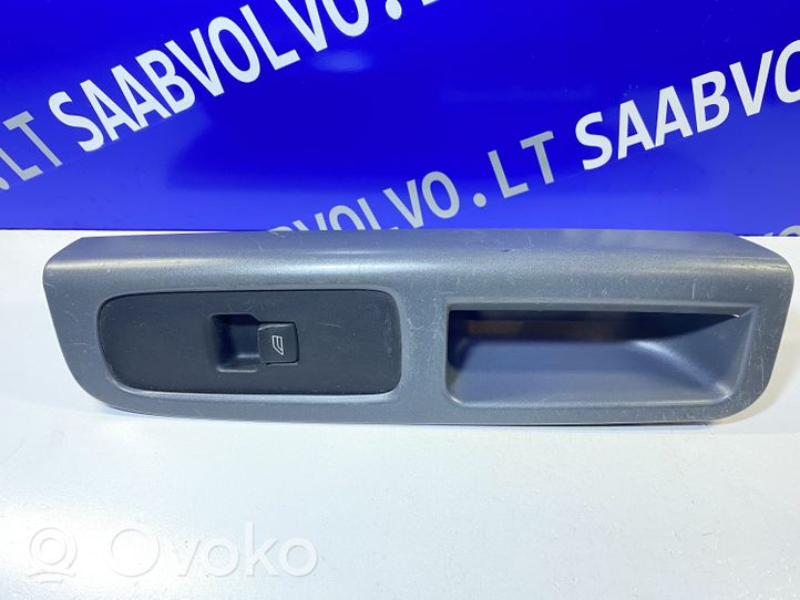 Volvo V50 Elektrinių langų jungtukas 8679473