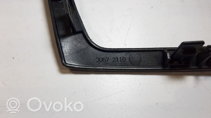 Volvo V70 Rivestimento del vano portaoggetti del cruscotto 30672110