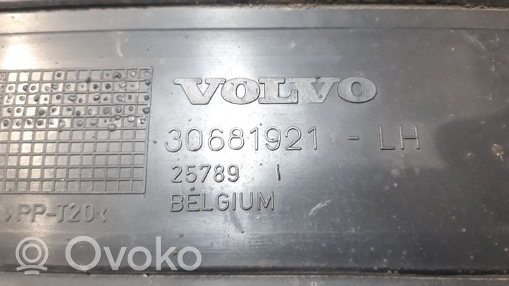 Volvo V50 Protection inférieure latérale 30681921