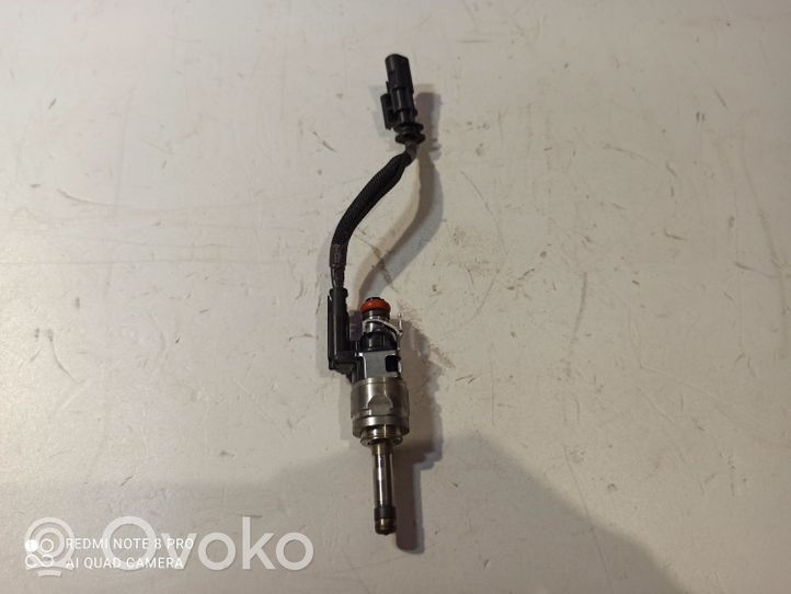 Volvo S60 Injecteur de carburant 32140134