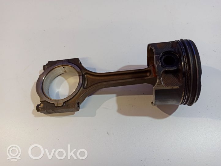 Saab 9-3 Ver2 Pistone 92068444