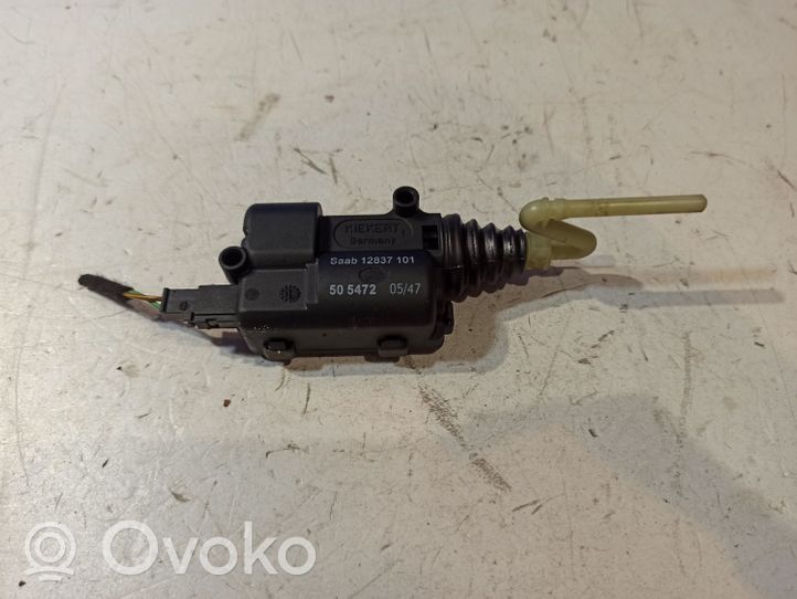 Saab 9-3 Ver2 Maniglia di rilascio del tappo carburante 12837101