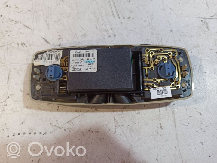 Volvo S80 Światło fotela przedniego 31252304