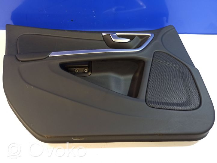 Volvo V60 Rivestimento del pannello della portiera anteriore 39823447