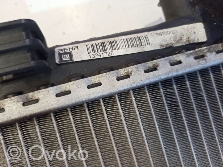 Saab 9-5 Coolant radiator 13241726