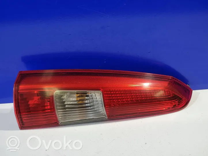 Volvo V70 Aizmugurējais lukturis virsbūvē 9154493