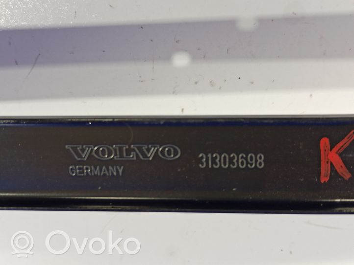 Volvo S60 Uchwyt / Mocowanie zbiornika paliwa 31380338