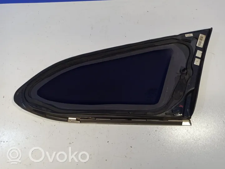 Volvo V60 Rear side window/glass 31385424