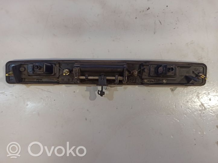 Volvo V70 Uchwyt / Rączka zewnętrzna otwierania klapy tylnej / bagażnika 9203101