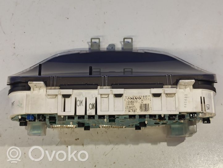 Volvo S40, V40 Tachimetro (quadro strumenti) 8603137