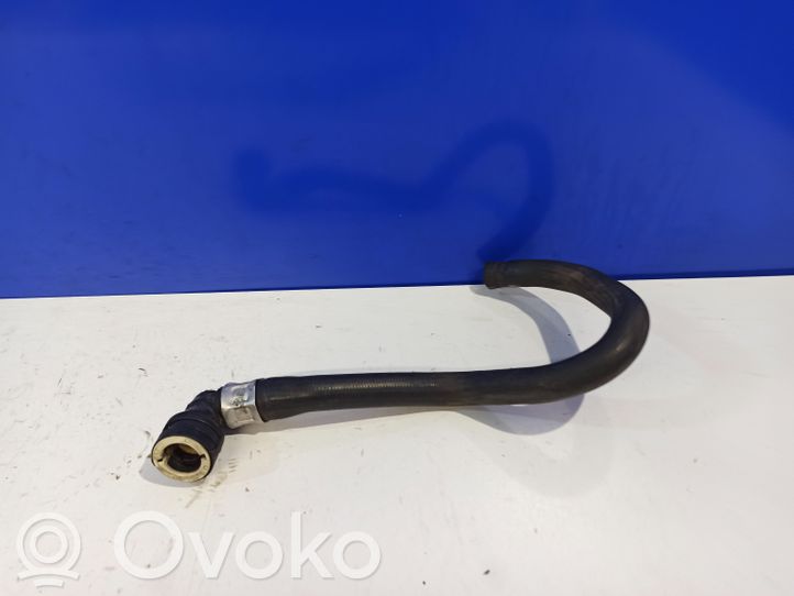 8683942 Volvo XC90 Tuyau de liquide de refroidissement moteur, 15.00