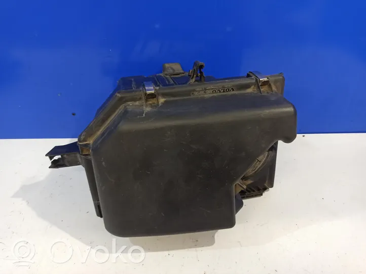 Volvo XC90 Air filter box 8638963