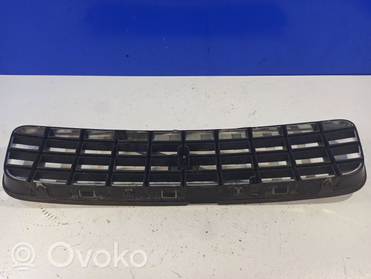 Volvo XC90 Grille calandre supérieure de pare-chocs avant 8620641