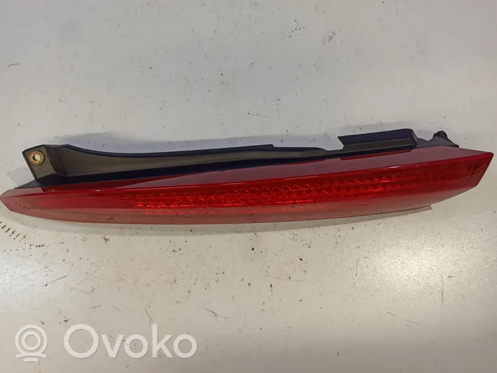 Volvo XC90 Lampy tylnej klapy bagażnika 30698141