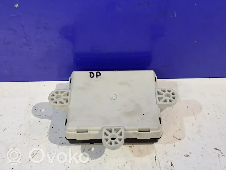 Volvo S60 Oven ohjainlaite/moduuli 31456701