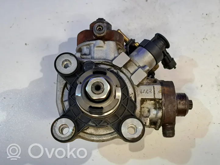 Volvo V70 Pompe à carburant mécanique 31372081