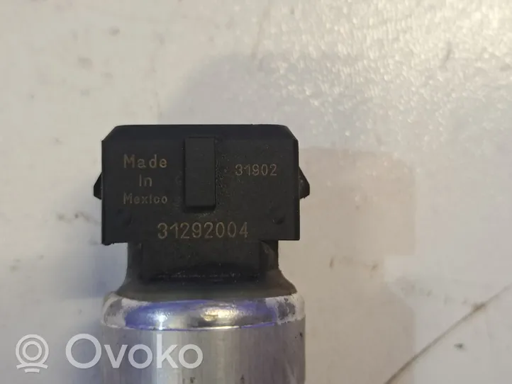 Volvo V70 Air conditioning (A/C) pressure sensor 31292004