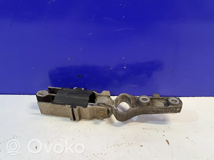 Volvo S60 Supporto di montaggio del motore 31401239