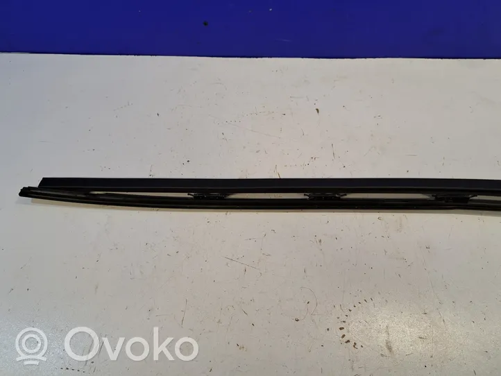 Volvo S60 Windshield trim 31335864