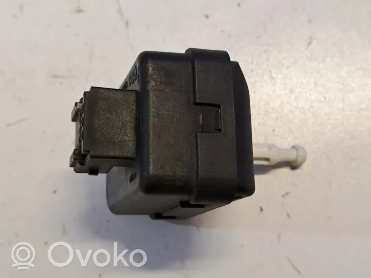 Volvo V70 Headlight ballast module Xenon 8678121