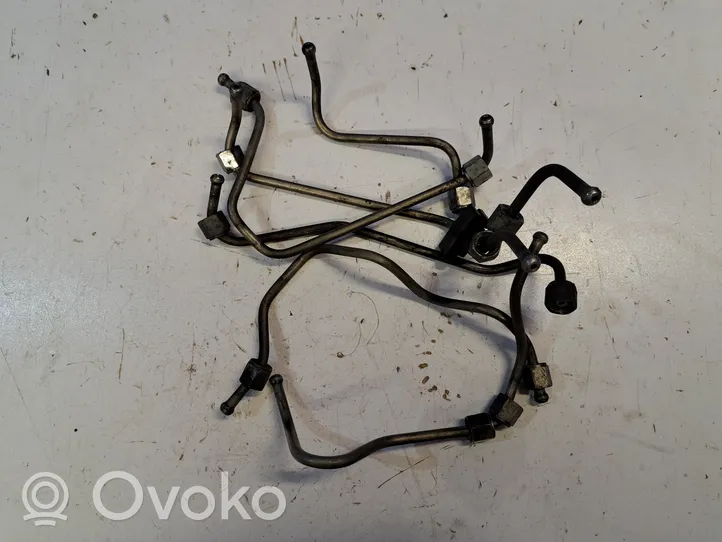 Volvo V70 Tuyau d'alimentation conduite de carburant 31272679