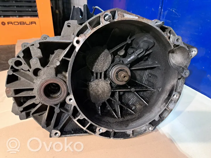 Volvo S40 Mechaninė 6 pavarų dėžė 36050232