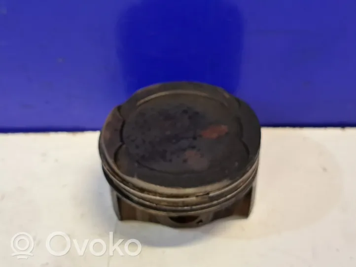 Volvo S60 Piston 32213692