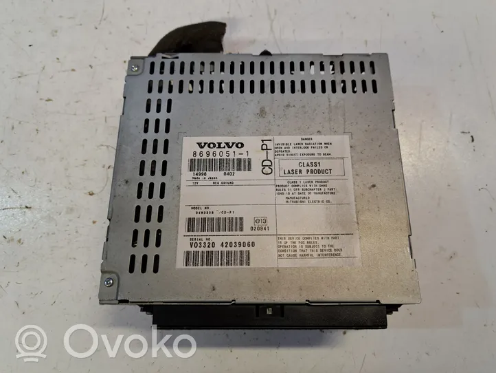 Volvo S40 CD/DVD чейнджер 8696051