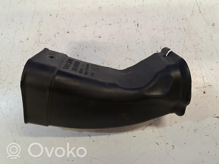 Volvo S60 Air intake hose/pipe 31474810