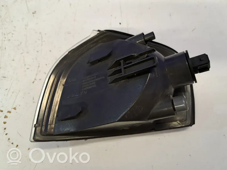 Volvo S80 Priekinis posūkio žibintas 30722642