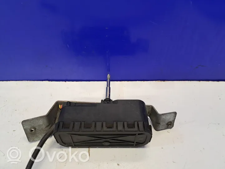 Volvo S60 Žibintų valytuvų kojelių komplektas 8620960