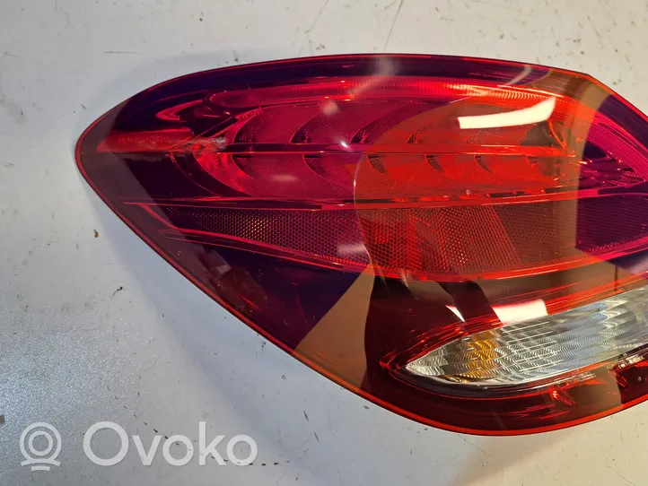 Mercedes-Benz C W205 Lampa tylna A2059061802