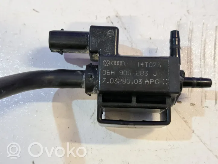 Audi A4 S4 B9 Variklio pagalvės vakuuminis vožtuvas 06H906283J