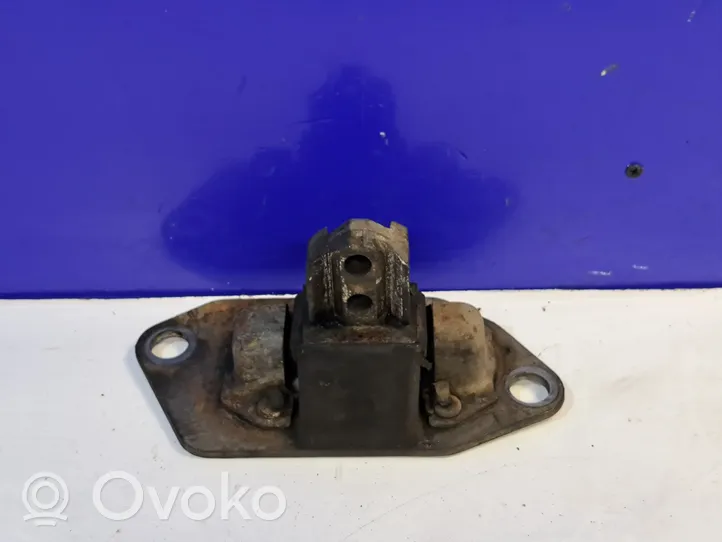 Volvo XC90 Supporto di montaggio del motore 30748811