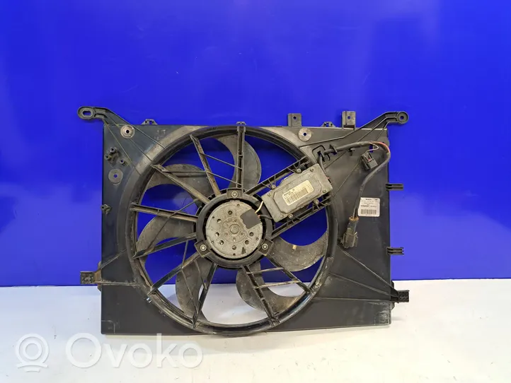 Volvo V70 Aro de refuerzo del ventilador del radiador 8649634