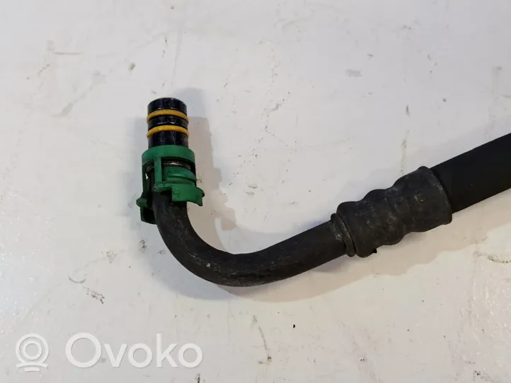 Volvo V70 Air conditioning (A/C) pipe/hose 31212248