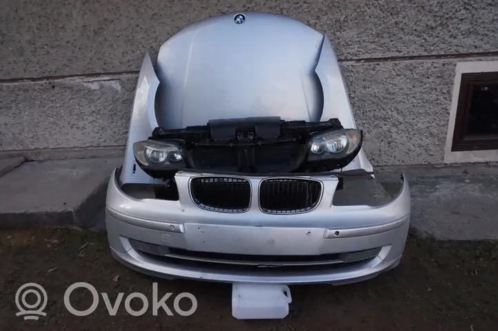 BMW 1 E81 E87 Viršutinė dalis radiatorių panelės (televizoriaus) 