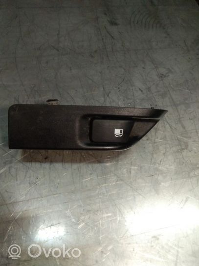 Toyota Prius (XW20) Fuel tank opening switch 